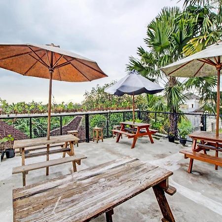 Oyo 92256 Sentosa Residence Yogyakarta Esterno foto