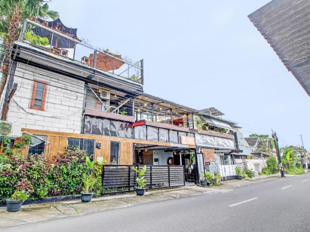 Oyo 92256 Sentosa Residence Yogyakarta Esterno foto